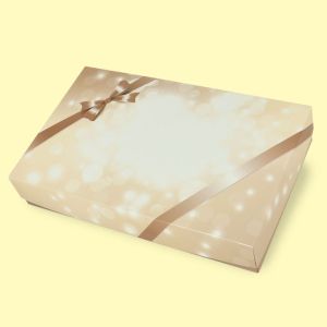 Подаръчна кутия с капак в различни размери и цветове