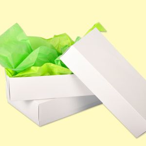 Подаръчна кутия с капак в различни размери и цветове