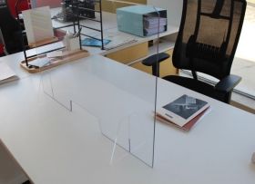 Преграда за бюро, плексиглас 3 мм
